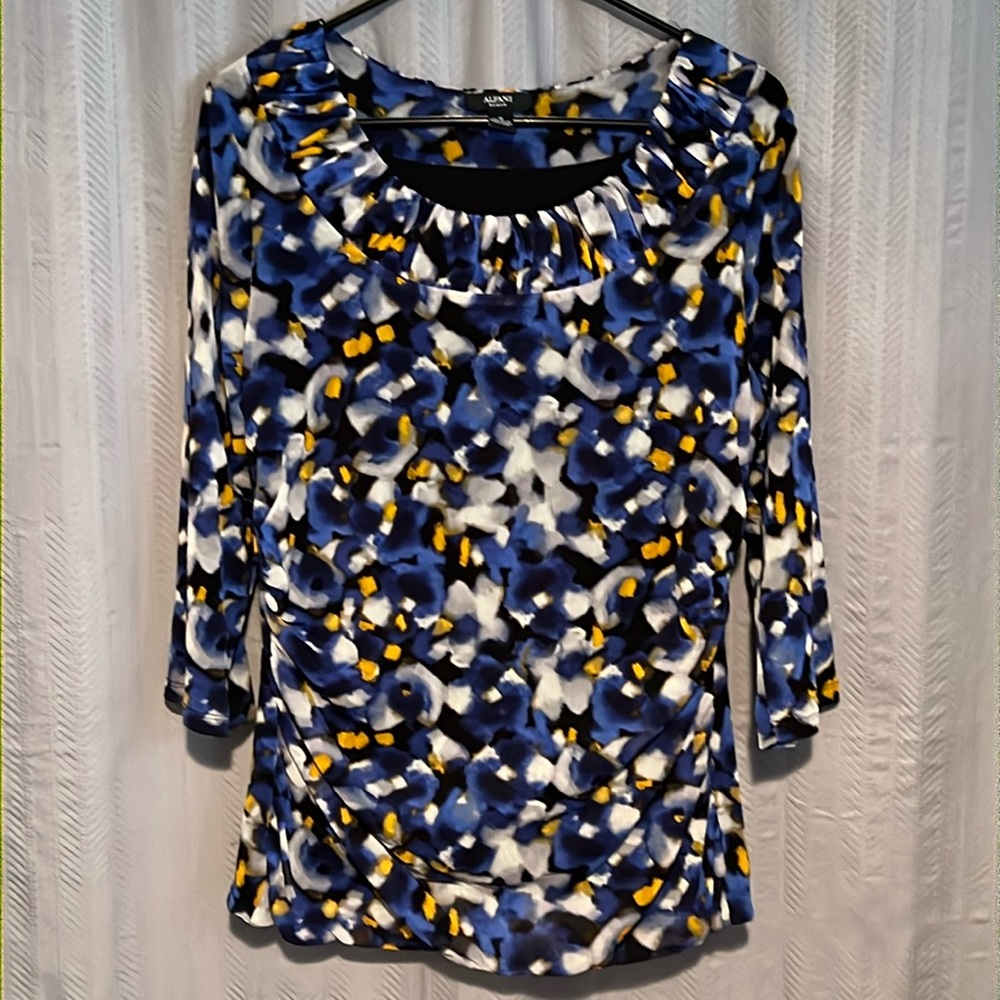Alfani Woman Top